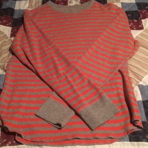 GAP Crewneck Top